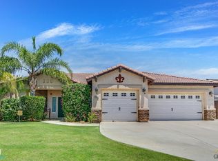 10812 Thunder Falls Ave, Bakersfield, CA 93312