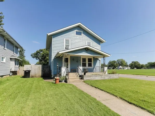 946 S 27th St, South Bend, IN 46615