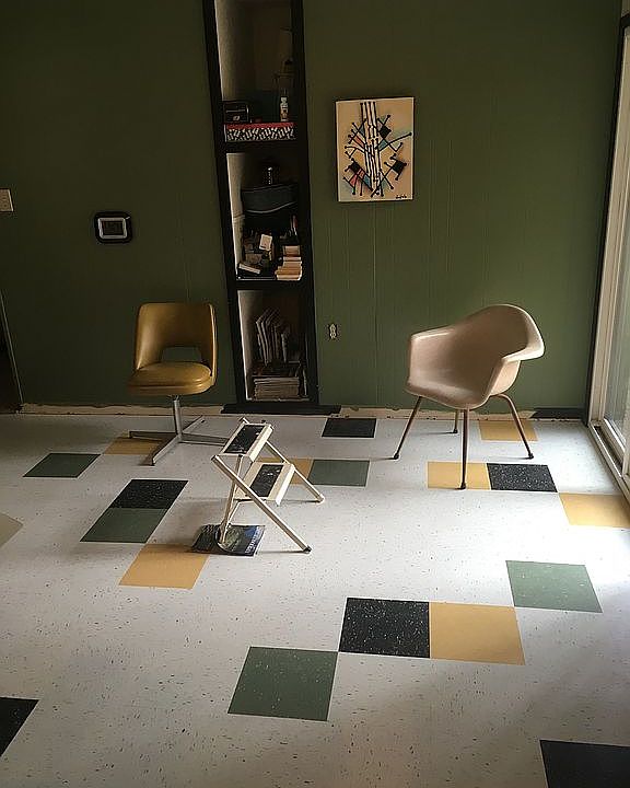 2nd image of 400 Grand St