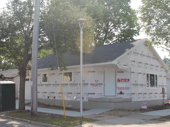 1402 6th STREET SOUTH South, La Crosse, WI 54601