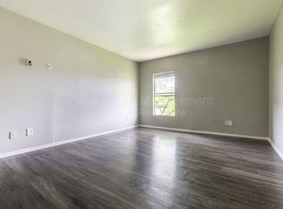 4574 W Kiest Blvd APT 2070, Dallas, TX 75236