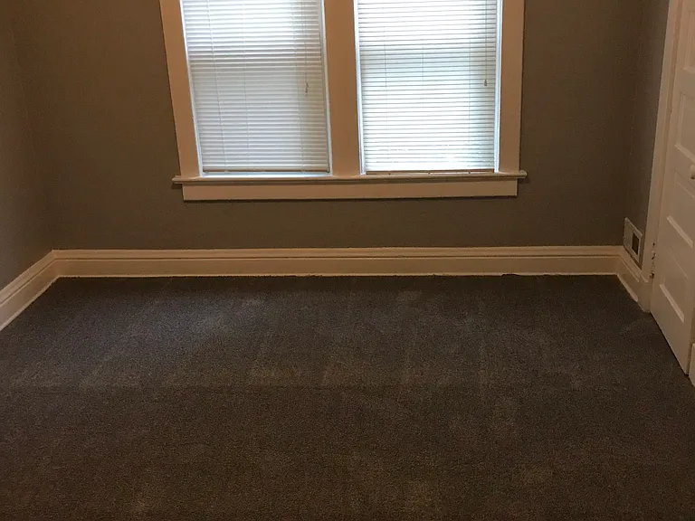 109 N Lawndale Ave — Photo 16