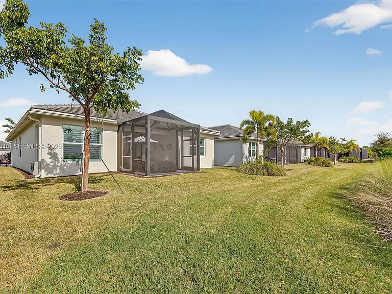 13468 SW Indigo Inlet Ln — Photo 32