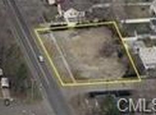 2632 Broadbridge Ave, Stratford, CT 06614