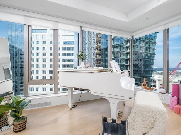133 Seaport Blvd #1510, Boston, MA 02210