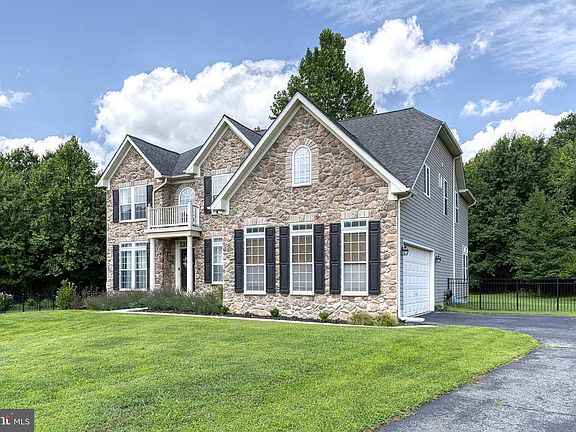 5th image of 4431 Cross Brook Dr