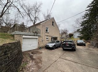 2355 Glenbury St, Pittsburgh, PA 15234
