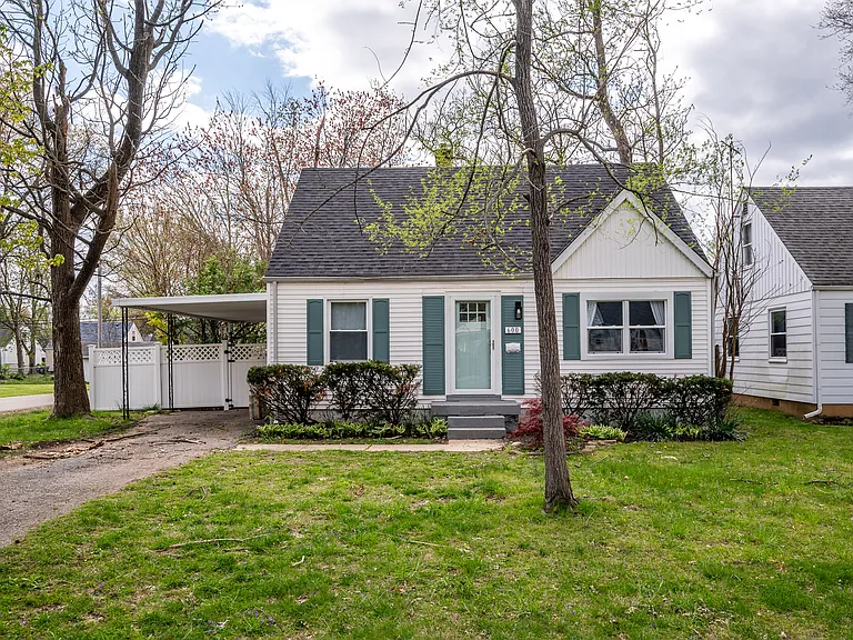 600 Marquette Dr — Photo 2