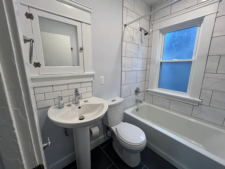15615 Huntmere Ave #1 — Photo 3
