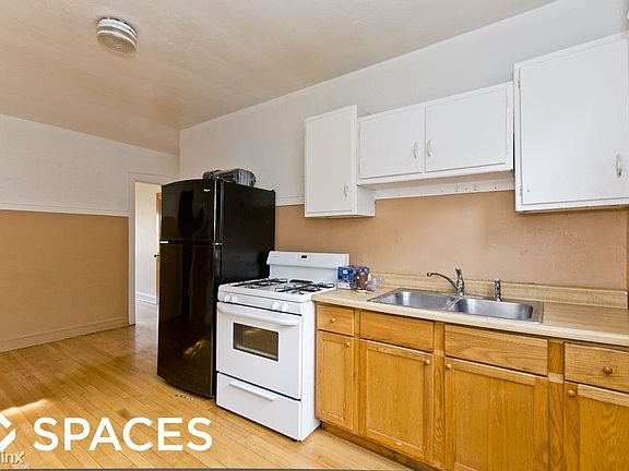 3rd image of 2734 N Leclaire Ave #2