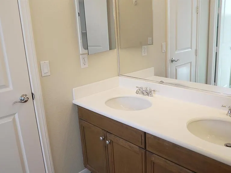 1050 White Alder Ave — Photo 37