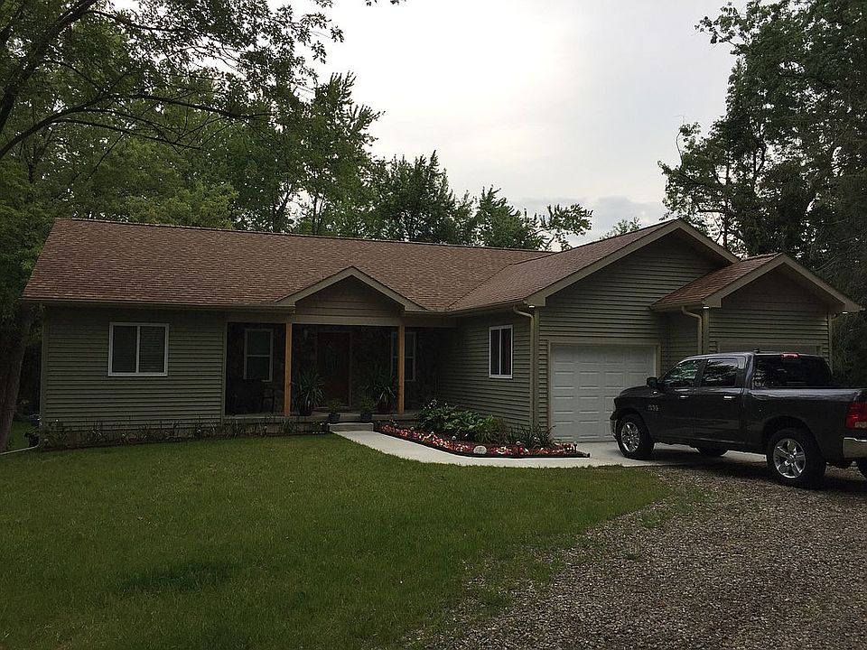 2nd image of 336 Buckhorn Dr