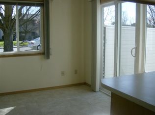 2271 Poplar Dr APT 3, Medford, OR 97504