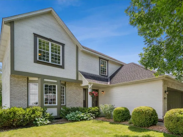 8874 Danton Way, Eden Prairie, MN 55347