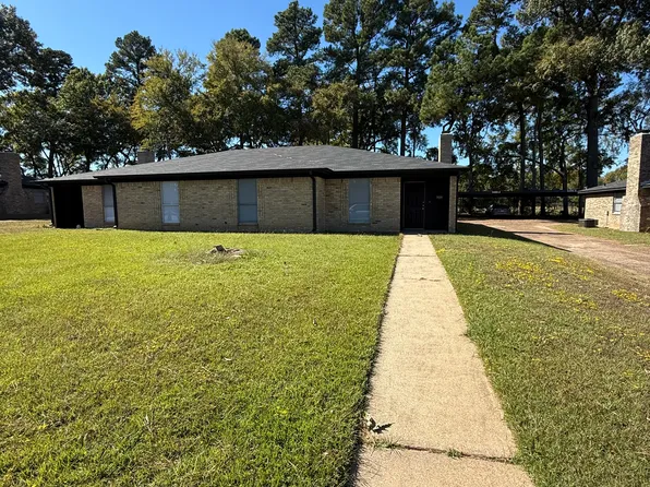 3403 Denson Dr #B, Longview, TX 75604