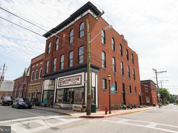 109 Pearl St UNIT 1