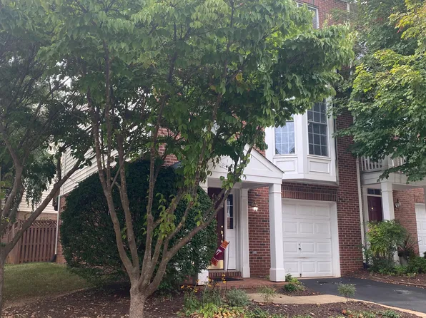 4210 Lower Park Dr, Fairfax, VA 22030