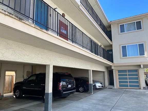 2nd image of 1111 S El Camino Real #4