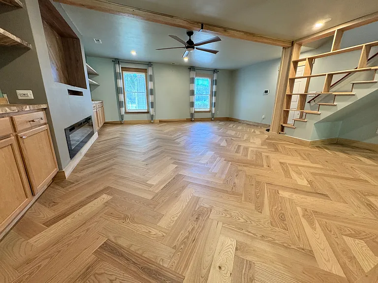 893 Henrico Ct — Photo 7