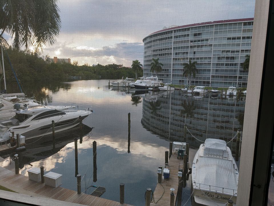 Center harbor view