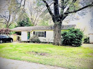 409 Adams Dr, Charleston, MO 63834