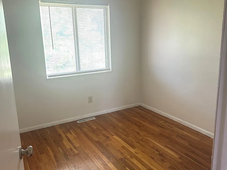 Highland Park Townhomes — Photo 14