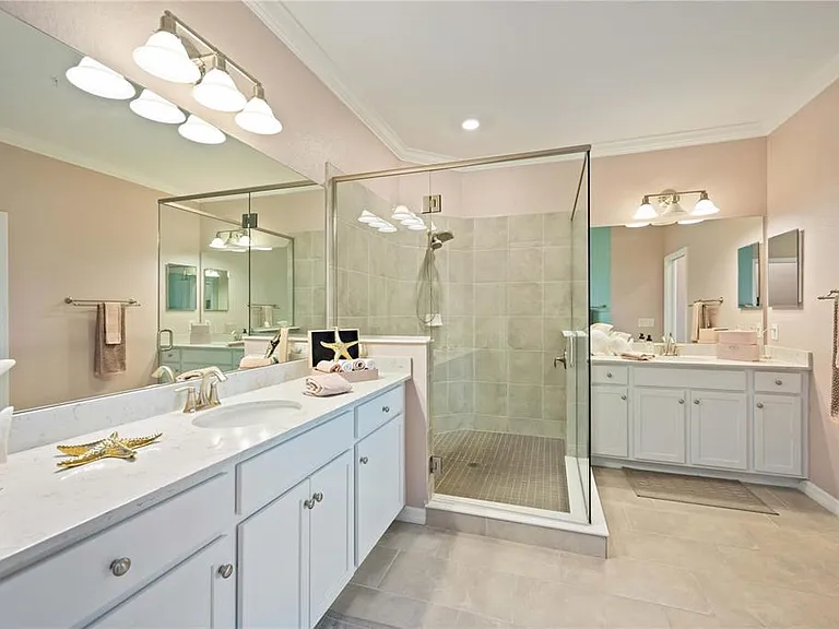 10817 Tarflower Dr #201 — Photo 32