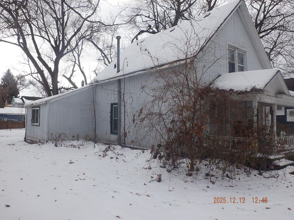 2nd image of 2105 E Ganson St