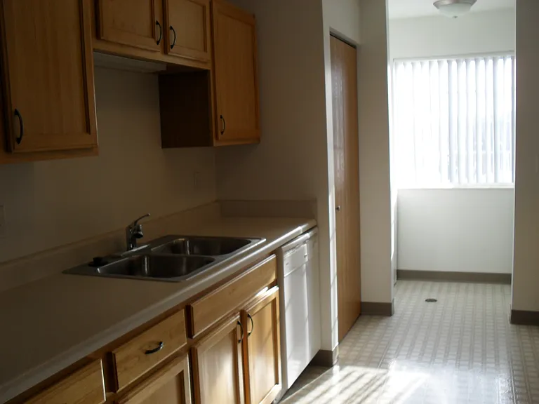 11225 Park Meadows Dr #1 — Photo 6