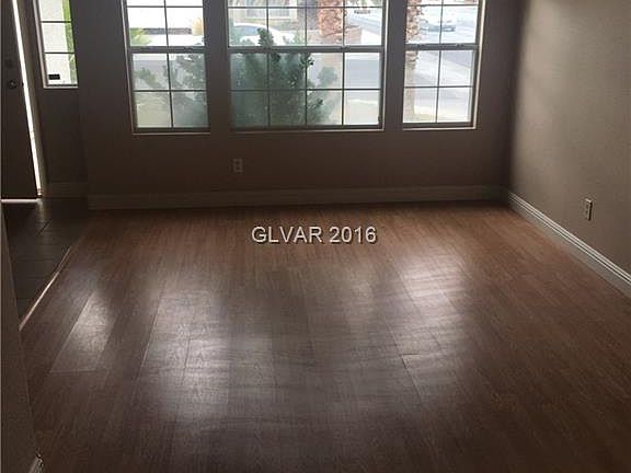 5th image of 820 Majestic Rock Cir