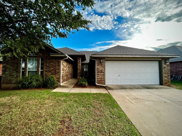 2308 NW 157th St, Oklahoma City, OK
