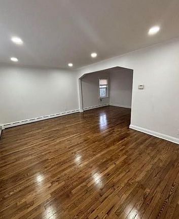 5th image of 111-04 179th St #1