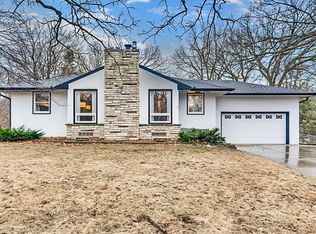 6227 25th St N, Oakdale, MN 55128