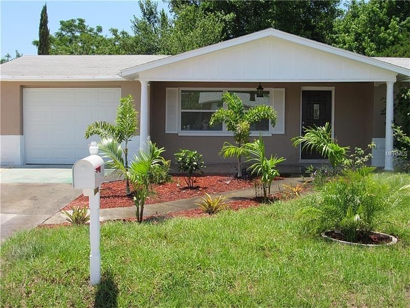 REMODELED 3/2/1 - 1,500 SF RENTAL HOME IN HOLIDAY