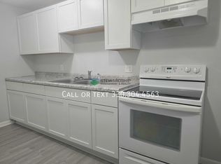 1111 N Elm St #H, Orrville, OH 44667