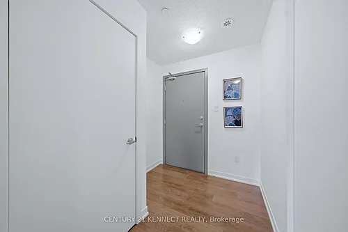 20 Orchid Place Dr #211 Photo 1