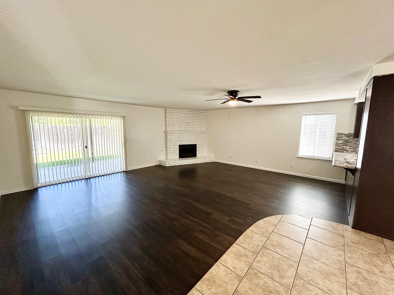 3 bed, 1700 sqft, $2,495 — Photo 4