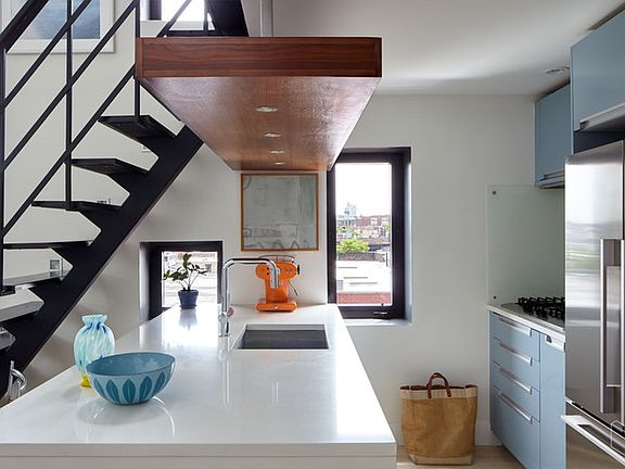 3rd image of 342 Bond St #3A