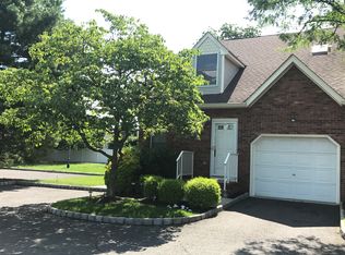 675 Raritan Rd APT 9, Clark, NJ 07066