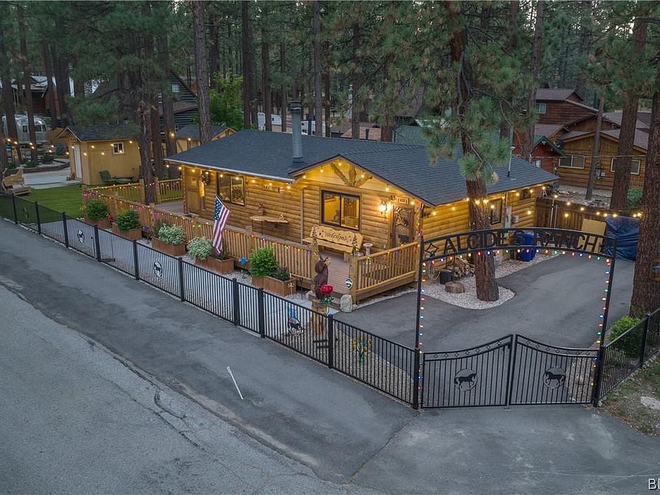 1st image of 800 W Rainbow Blvd