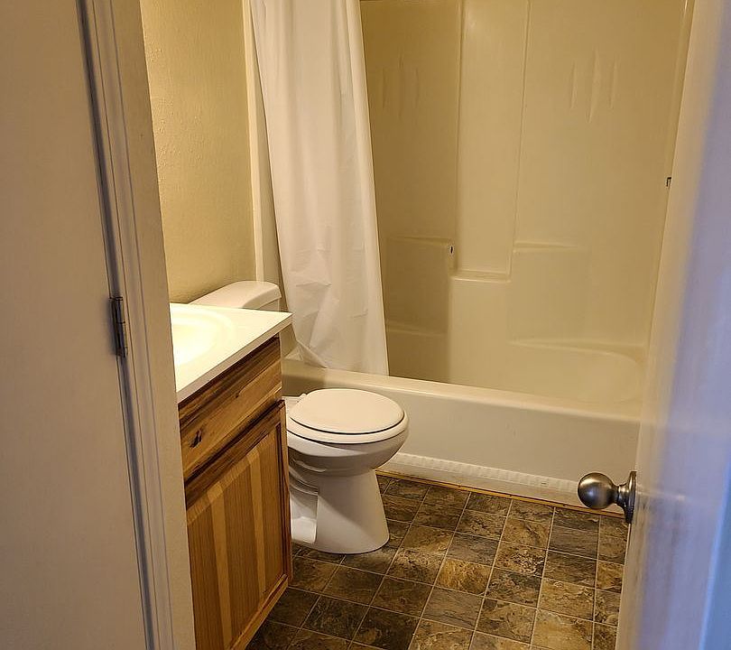 2nd image of 300 S Pratt Ave APT 14
