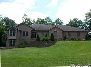 1342 Carribean Dr, Edwardsville, IL 62025