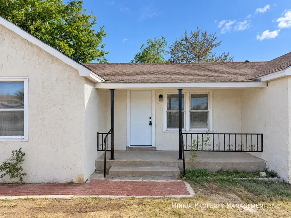 925 S 13th St, Slaton, TX 79364