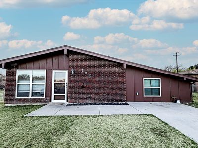 702 Decatur St, Bowie, TX, 76230