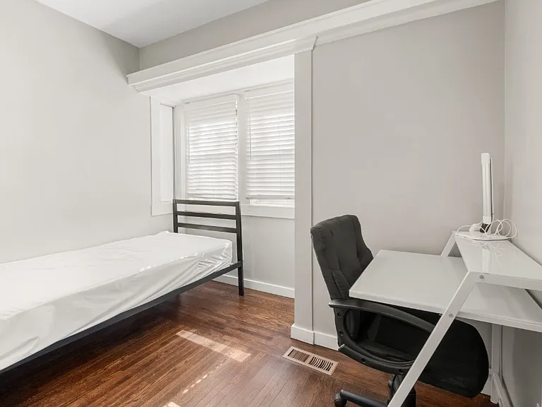 Room #8 Room #8