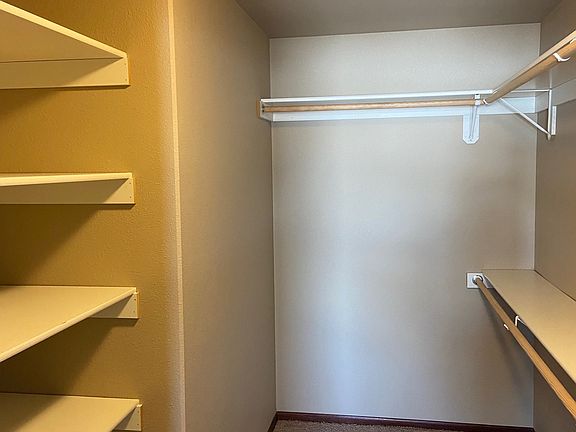 4th image of 1780 E Calgary Ave Unit 3