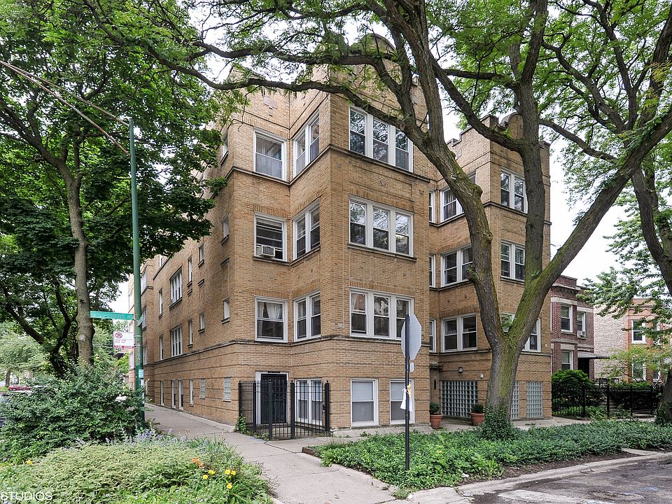 1st image of 4600 N Saint Louis Ave APT 1S