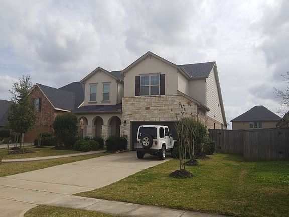2nd image of 18607 Emhouse Ln