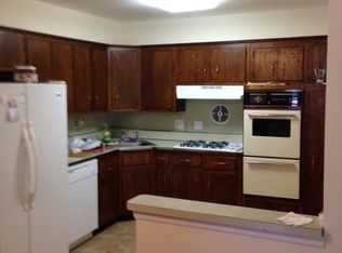 7110 73rd St, Ridgewood, NY 11385