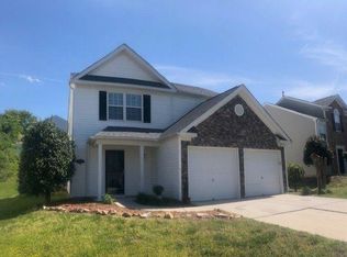 5922 Hidden Meadow Ln, Charlotte, NC 28269